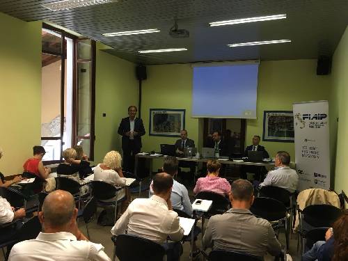 Grande successo del corso "Il mercato immobiliare estero" tenutosi in Desenzano del Garda