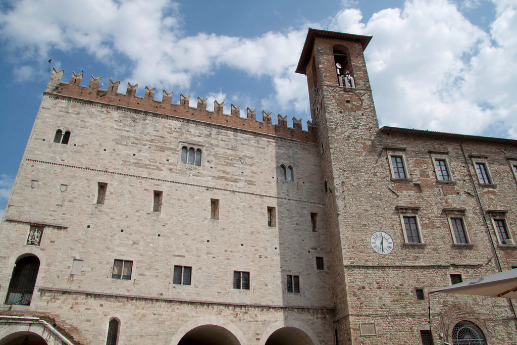 A Todi “Mercato immobiliare: sfide e opportunità per l’Umbria. Bilanci e Previsioni”
